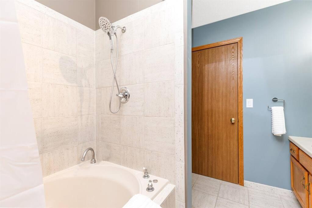 Relaxing 2Bedroom Townhome W/Playroom & Great View Galena Bagian luar foto